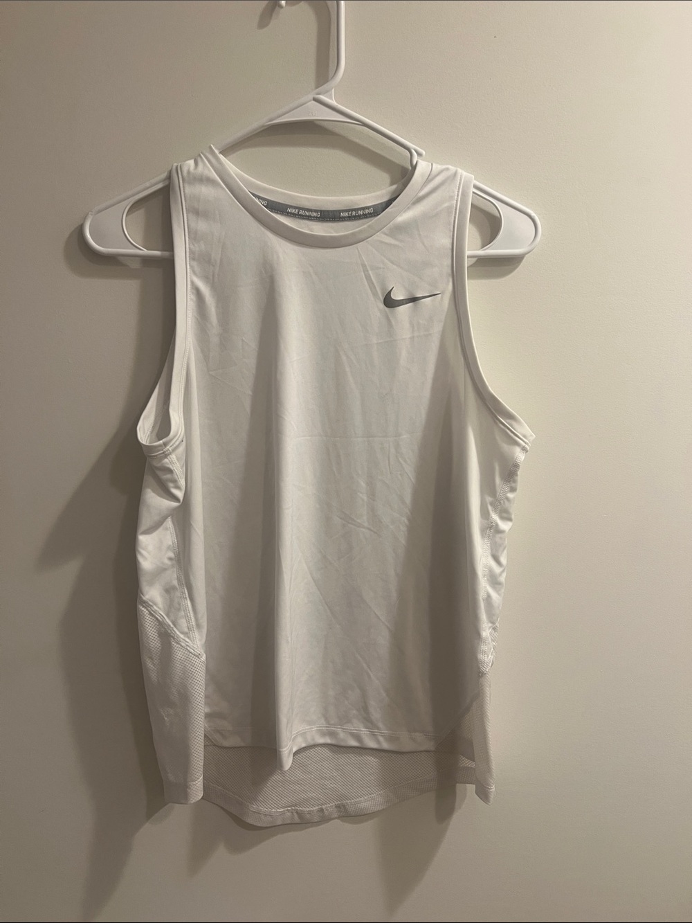 Nike White Men’s Performance Tank Top with Gray Swoosh